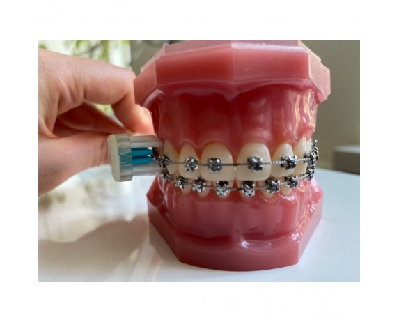 Ортодонтична зубна щітка "Pro-Ortho"